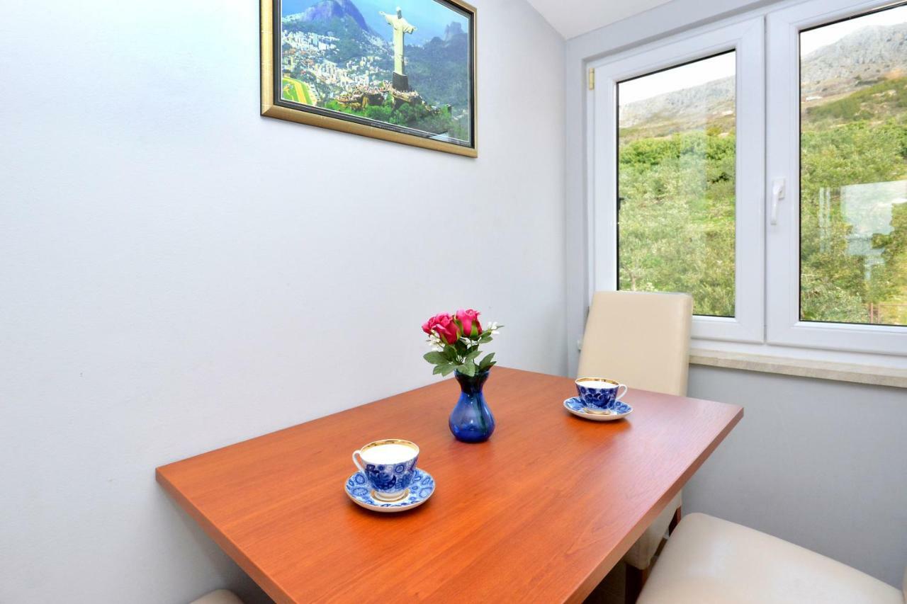 Beach Apartman Petra Подстрана Екстер'єр фото