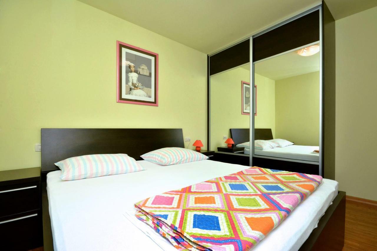 Beach Apartman Petra Подстрана Екстер'єр фото